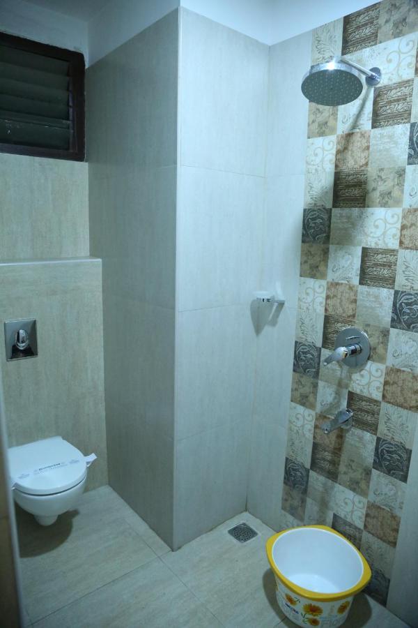 Hotel Chitra Tiruchirappalli Exteriör bild